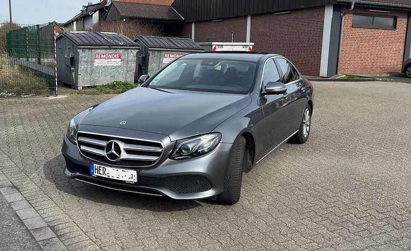Second-hand Mercedes E350 258 CP (189 kW) 2018 Gri Berlinǎ