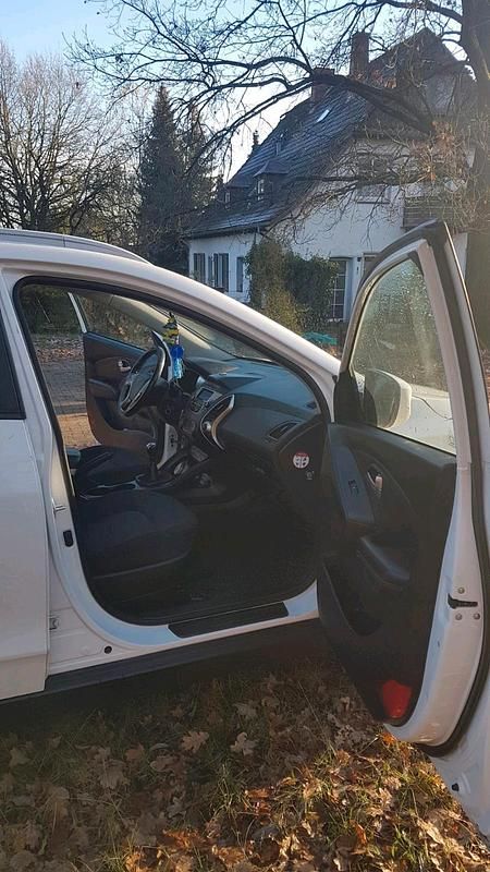 Gebraucht Hyundai ix35 184 PS (135 kW) 2013 Weiß SUV