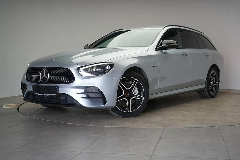 Gebraucht Mercedes E300 AMG 211 PS (155 kW) 2021 Silber Limousine