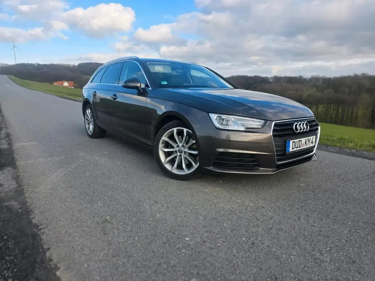 Gebraucht Audi A4 S-Line 150 PS (110 kW) 2017 Braun Kombi