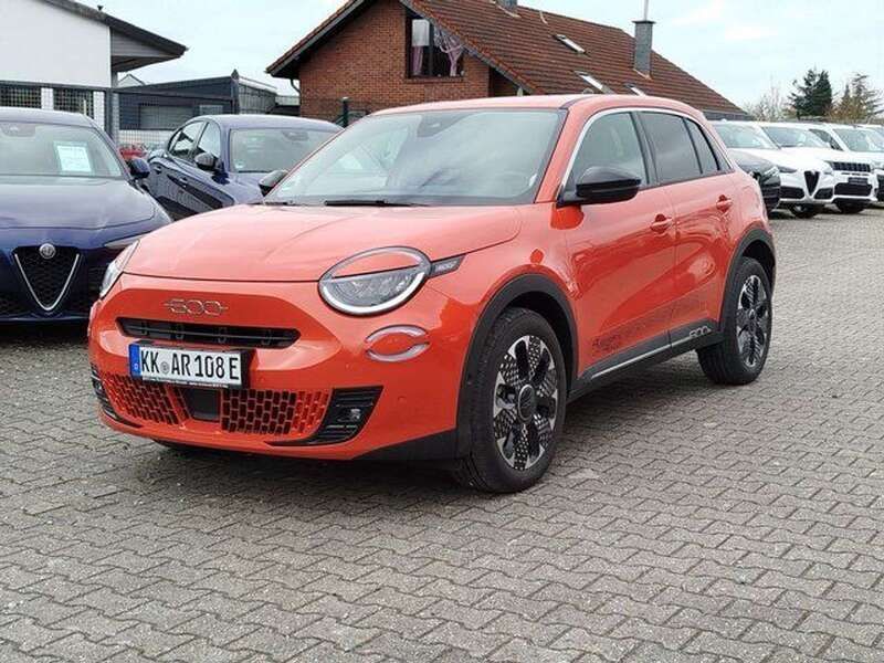 Orange sun of italy Gebraucht 2024 Fiat 600E La Prima SUV | 30.989 € (Fairer Preis) - Bild 1/4