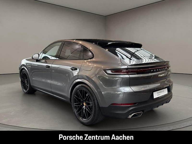 Gebraucht Porsche Cayenne 470 PS (345 kW) 2024 Grau SUV