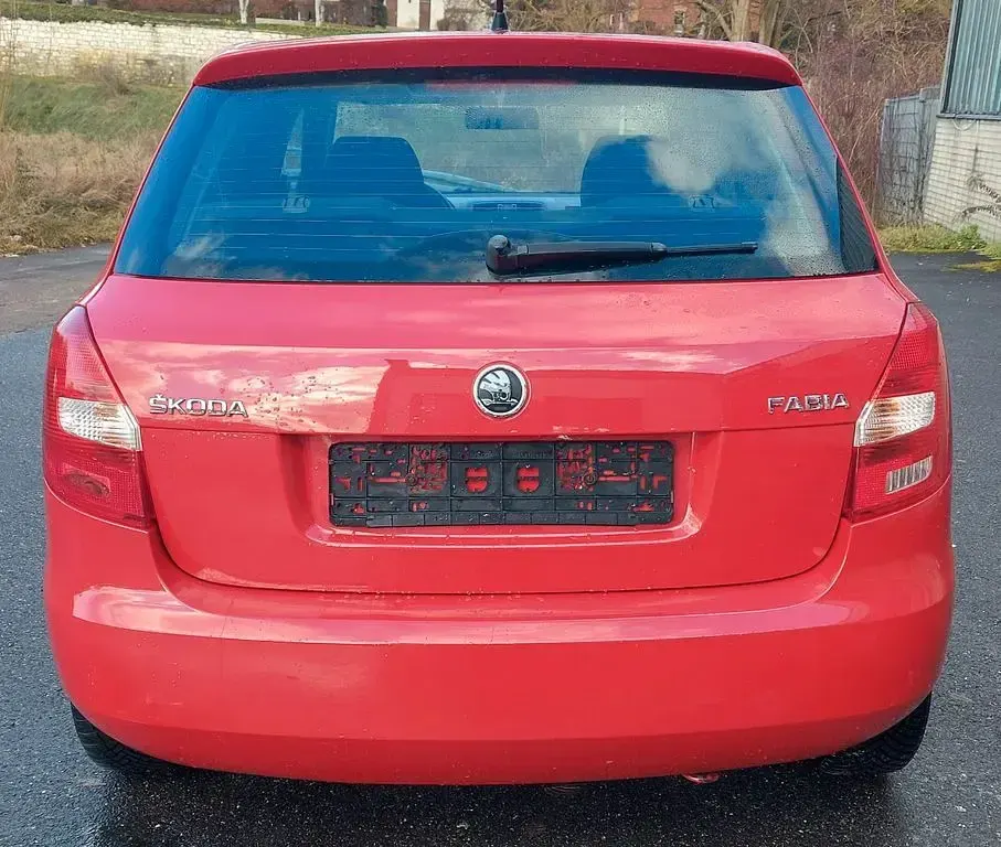 Gebraucht Skoda Fabia Cool Edition 60 PS (44 kW) 2013 Rot Limousine