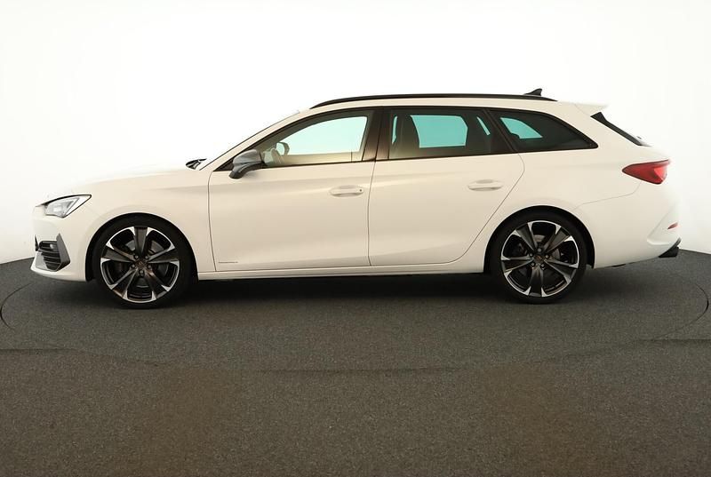 Gebraucht Cupra Leon VZ 310 PS (228 kW) 2024 White candy