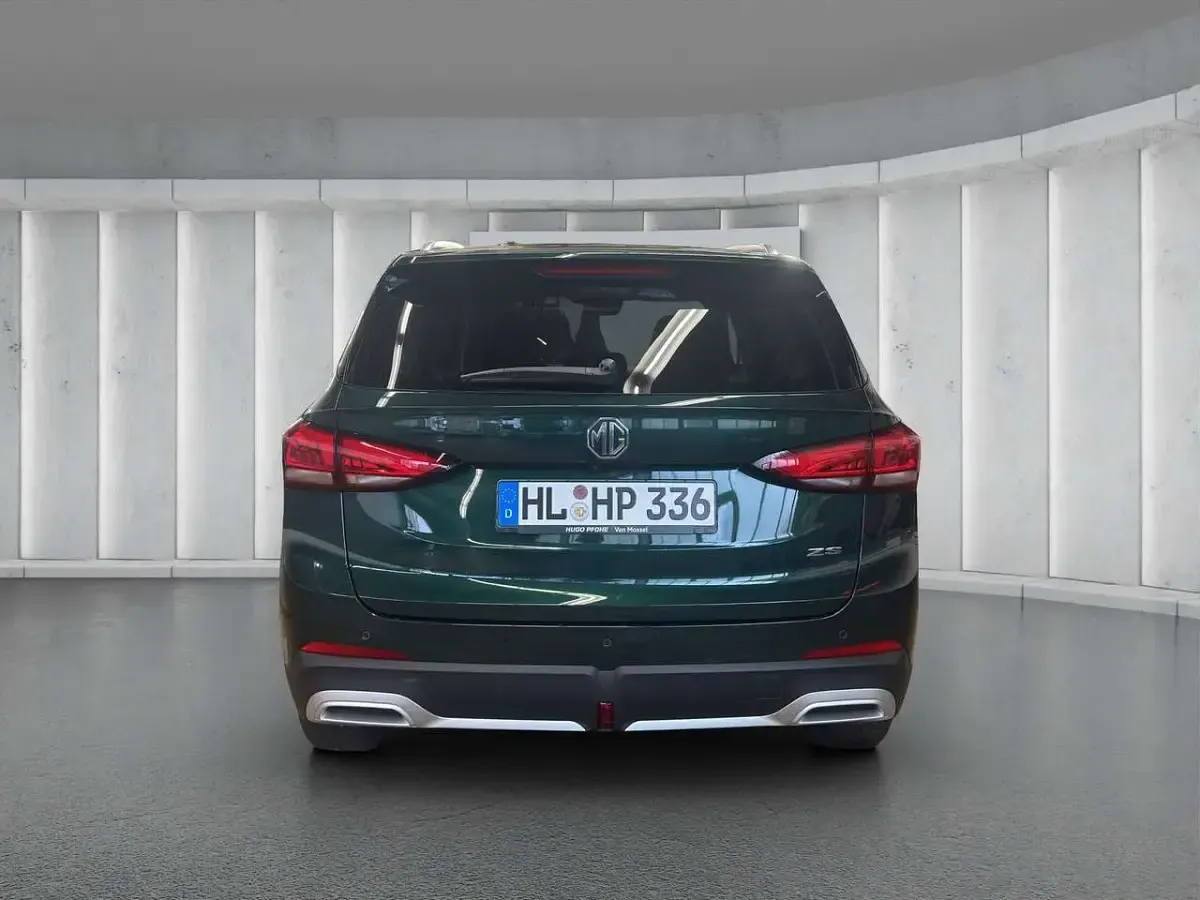 Gebraucht MG ZS Comfort 116 PS (85 kW) 2025 Emerald green metallic SUV