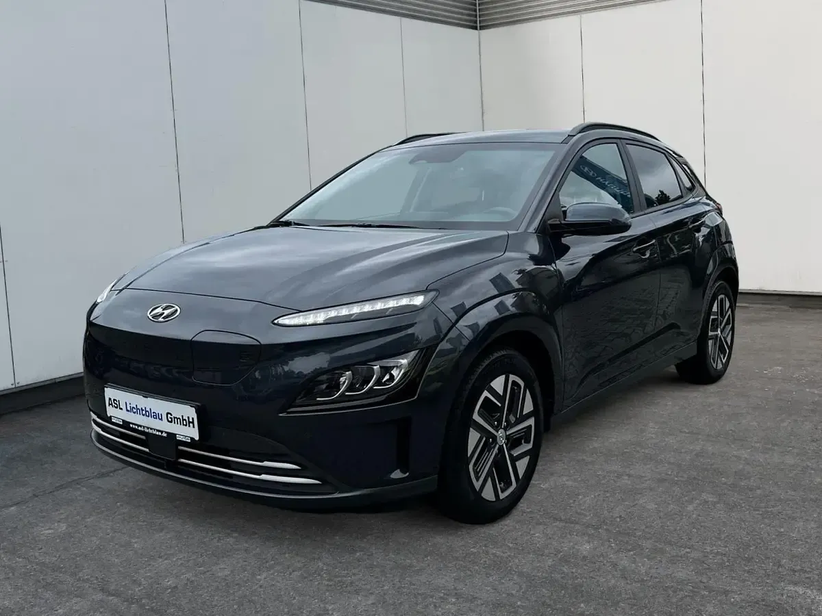 Gebraucht Hyundai Kona Trend 100 kW (136 PS) 2023 SUV