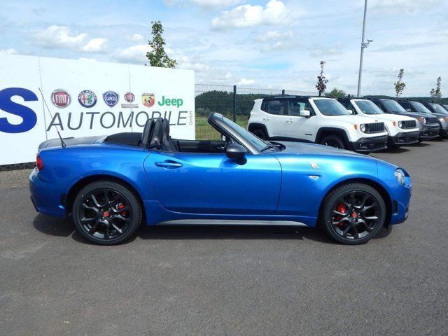 Usata Abarth 124 Spider 170 CV (125 kW) 2017 Blu Cabrio