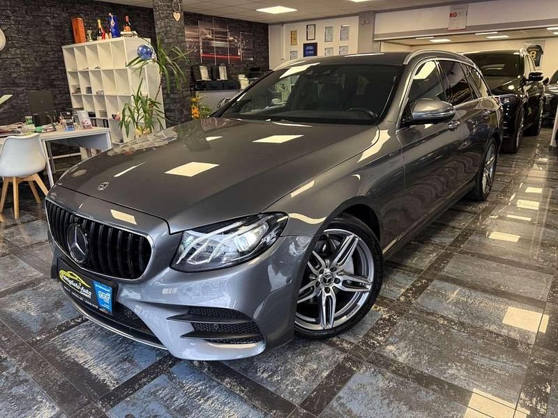 Selenitgrau Gebraucht 2017 Mercedes E350 AMG Kombi | 25.990 € (Fairer Preis) - Bild 1/4