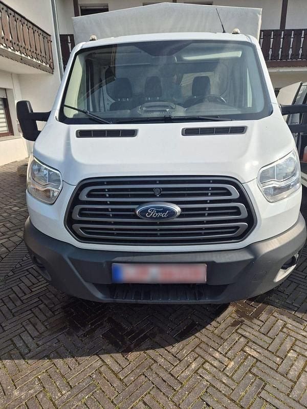 Gebraucht Ford Transit 131 PS (96 kW) 2019 Weiß Van / Kleinbus