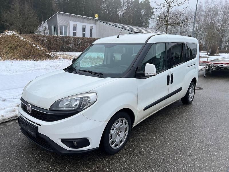 Gebraucht Fiat Doblò 105 PS (77 kW) 2015 Weiß Van / Kleinbus