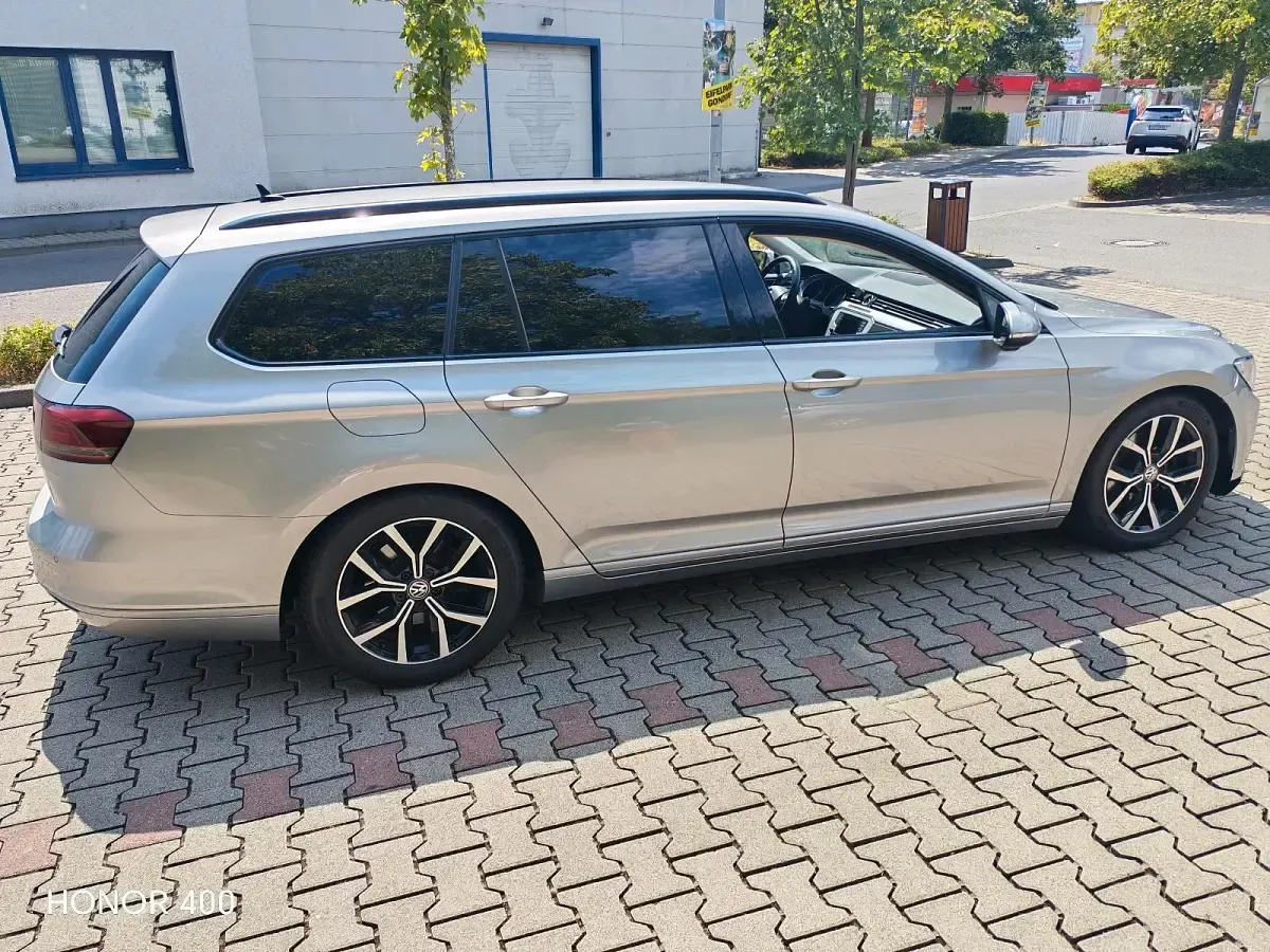 Gebraucht VW Passat 120 PS (88 kW) 2015 Braun Kombi
