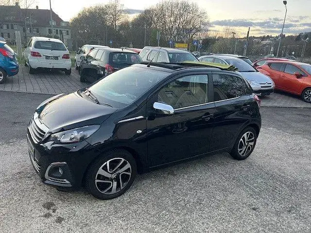 Gebraucht Peugeot 108 72 PS (52 kW) 2020 Schwarz Cabrio