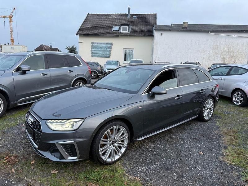 Gebraucht Audi A4 S-Line 204 PS (150 kW) 2022 Grau Kombi