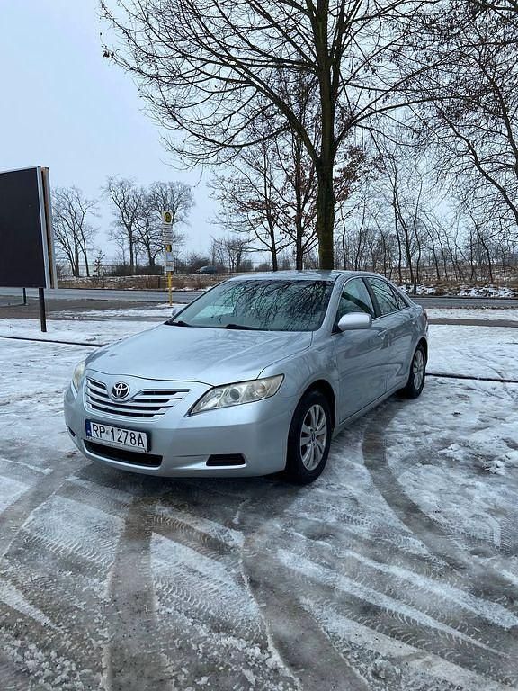 Gebraucht Toyota Camry 167 PS (122 kW) 2007 Silber Limousine