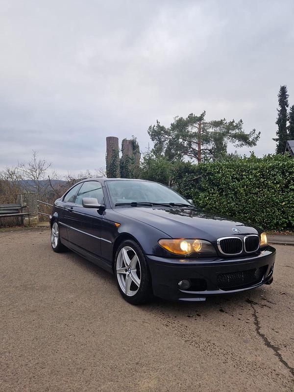 Gebraucht BMW 320 150 PS (110 kW) 2003 Blau Coupé
