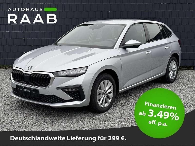 Brilliantsilber metallic Gebraucht 2024 Skoda Scala Kleinwagen | 21.590 € (Guter Preis) - Bild 1/4