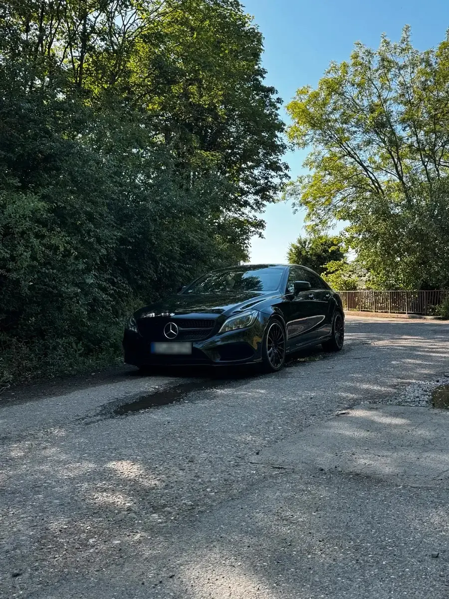 Gebraucht Mercedes CLS350 AMG line 258 PS (189 kW) 2015 Weiß Limousine
