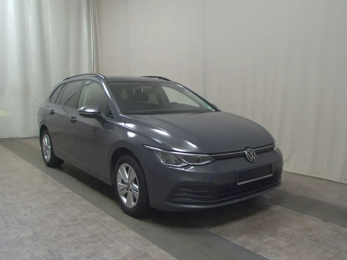 Used VW Golf VIII Pro 116 HP (85 kW) 2021 Grey Estate