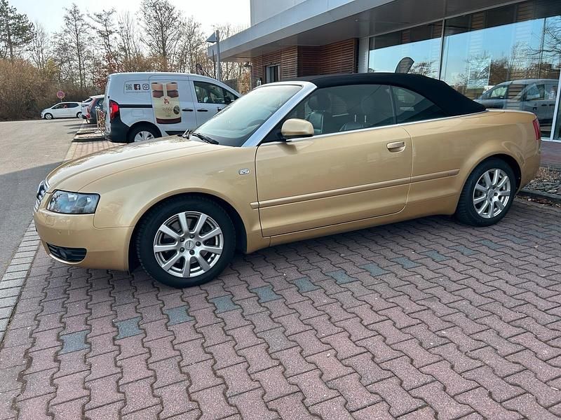 Gebraucht Audi A4 Cabriolet 163 PS (119 kW) 2004 Gelb Cabrio