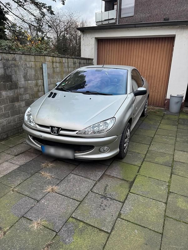 Silber Gebraucht 2002 Peugeot 206 CC Cabrio | 550 € (Superpreis) - Bild 1/4