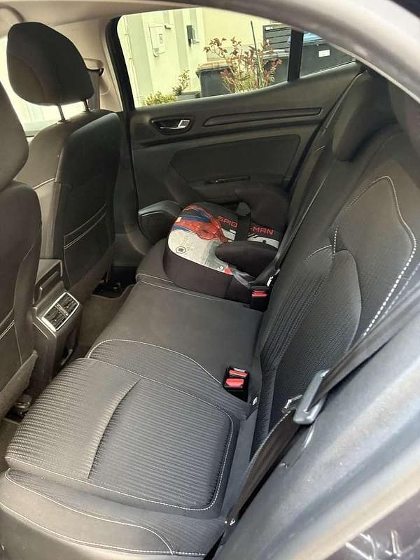 Gebraucht Renault Mégane IV Intens 110 PS (80 kW) 2018 Grau Limousine
