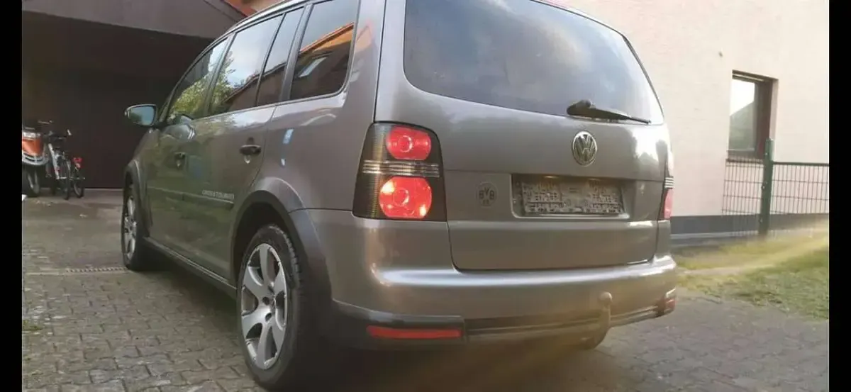 Gebraucht VW Touran Cross 170 PS (125 kW) 2010 Grau Van / Kleinbus