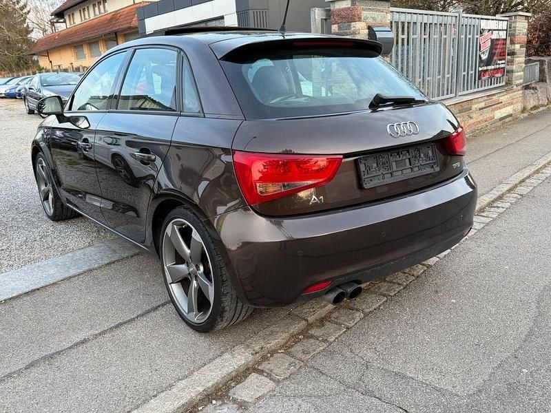 Gebraucht Audi A1 Sportback Ambition 122 PS (89 kW) 2012 Braun Kleinwagen