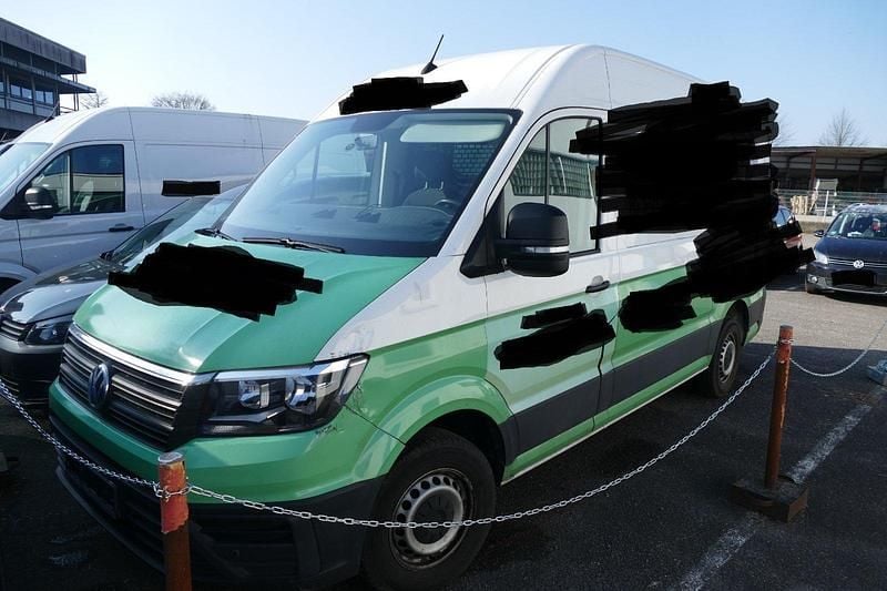 Second-hand VW Crafter 102 CP (75 kW) 2019 Alb Van