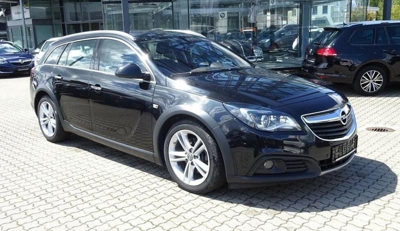 Schwarz Gebraucht 2016 Opel Insignia Sport Kombi | 7.799 € (Etwas zu teuer) - Bild 1/4