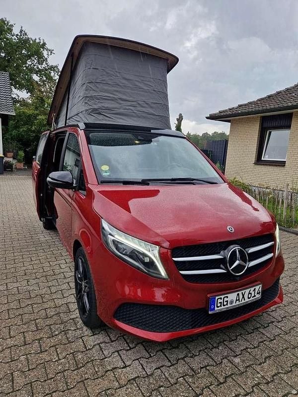 Rot Gebraucht 2021 Mercedes V300 Marco Polo Van / Kleinbus | 61.900 € (Fairer Preis) - Bild 1/4
