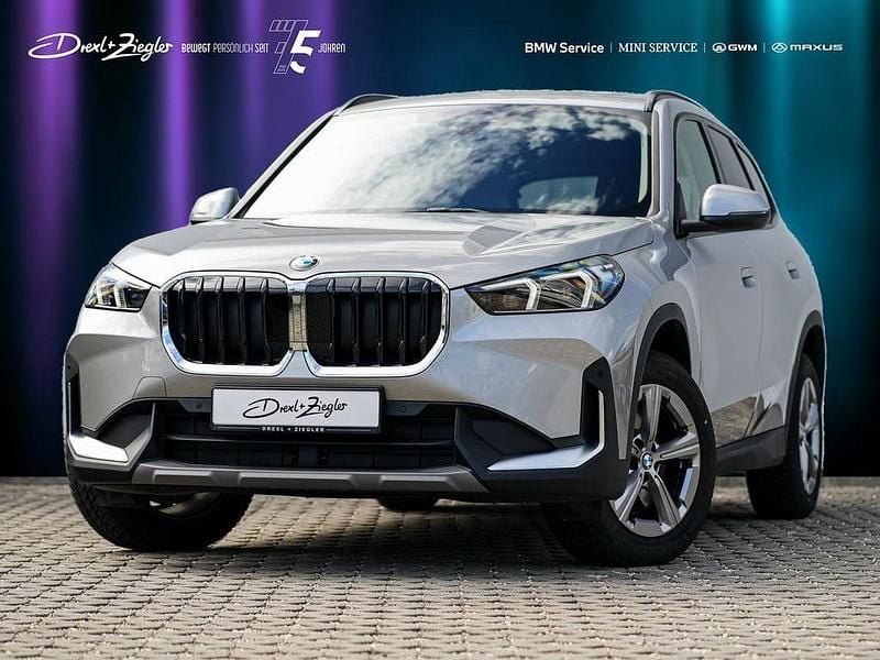 Spacesilvermetallic Gebraucht 2025 BMW X1 Performance SUV | 35.980 € (Fairer Preis) - Bild 1/4