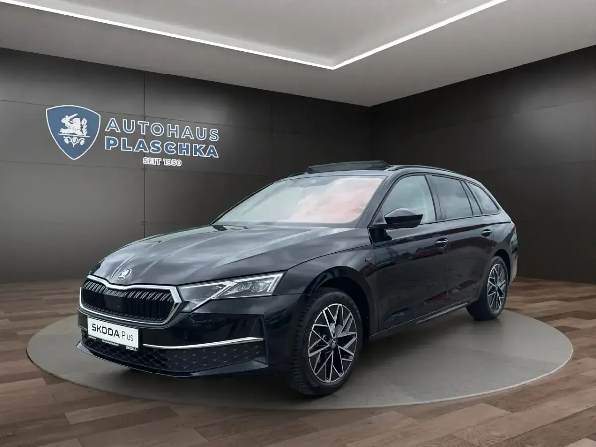 Gebraucht Skoda Octavia Tour 150 PS (110 kW) 2025 Kombi