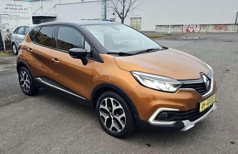 Używany Renault Captur Collection 150 KM (110 kW) 2020 Other SUV