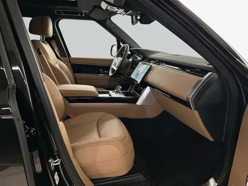 Second-hand Land Rover Range Rover HSE 400 CP (294 kW) 2026 Negru SUV