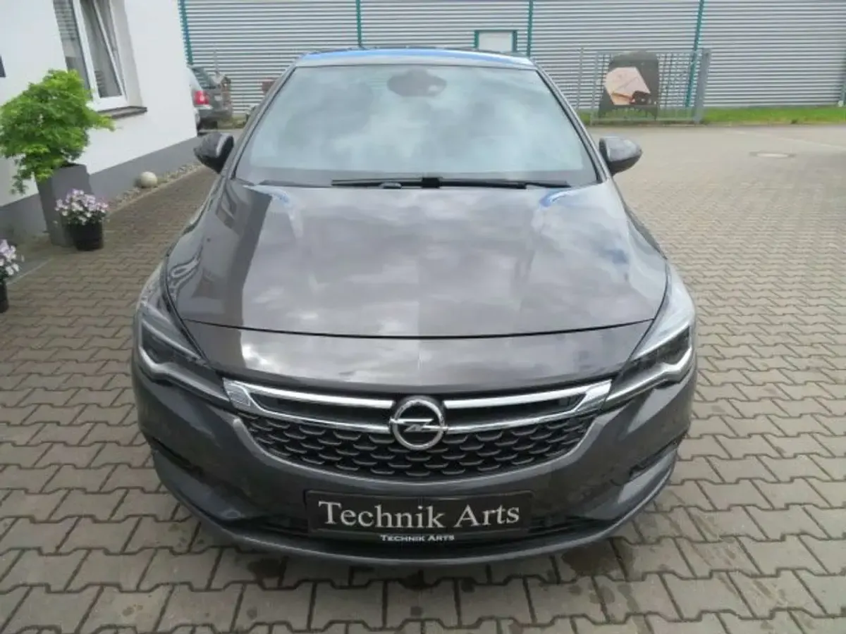 Gebraucht Opel Astra 125 PS (91 kW) 2016 Grau Limousine