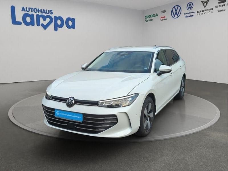 Gebraucht VW Passat IQ Drive 150 PS (110 kW) 2024 Weiss Kombi