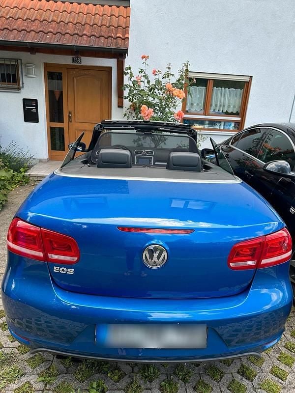 Gebraucht VW Eos Edition 125 PS (91 kW) 2011 Blau Cabrio