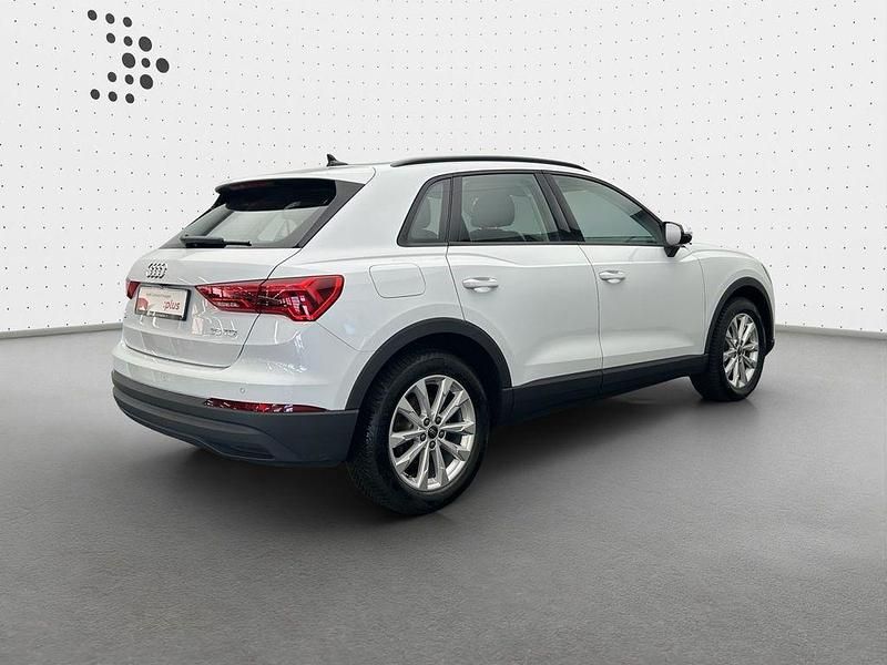 Gebraucht Audi Q3 Ambiente 150 PS (110 kW) 2025 Gletscherweiß metallic SUV