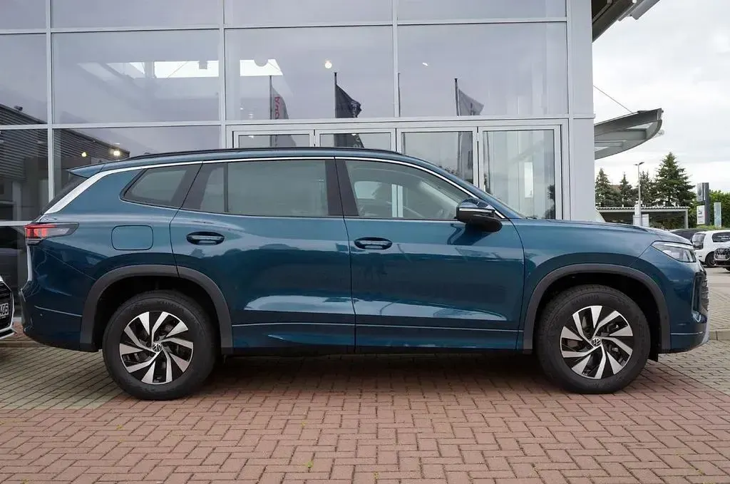 Gebraucht VW Tayron Life 150 PS (110 kW) 2025 Blau SUV