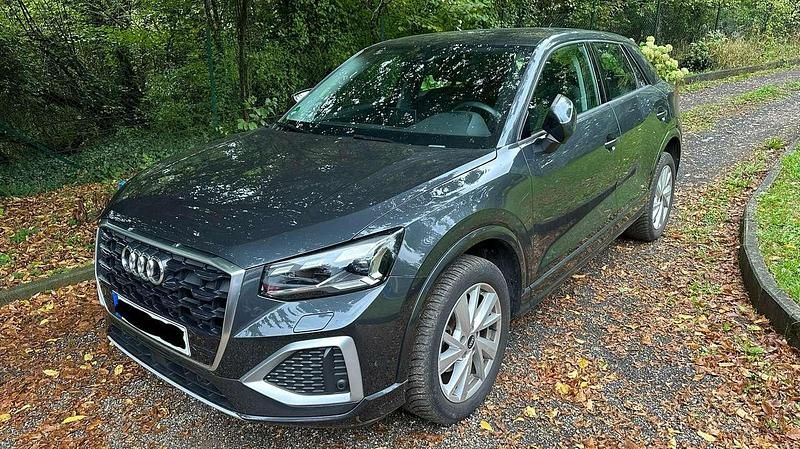 Gebraucht Audi Q2 Advanced 150 PS (110 kW) 2020 Grau SUV