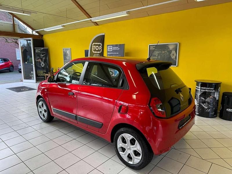Gebraucht Renault Twingo Life 65 PS (47 kW) 2021 Perlmutt dezirrot Kleinwagen