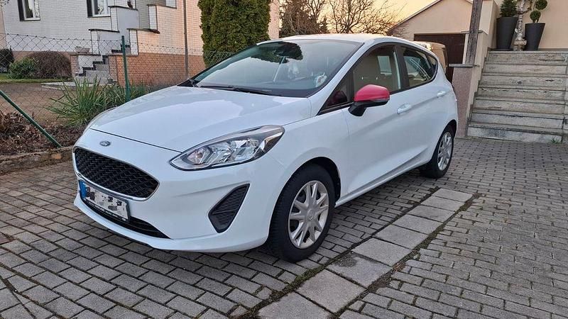 Gebraucht Ford Fiesta Trend 75 PS (55 kW) 2020 Weiß Kleinwagen
