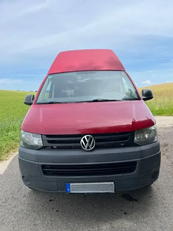 Gebraucht VW Transporter 102 PS (75 kW) 2010 Rot Van