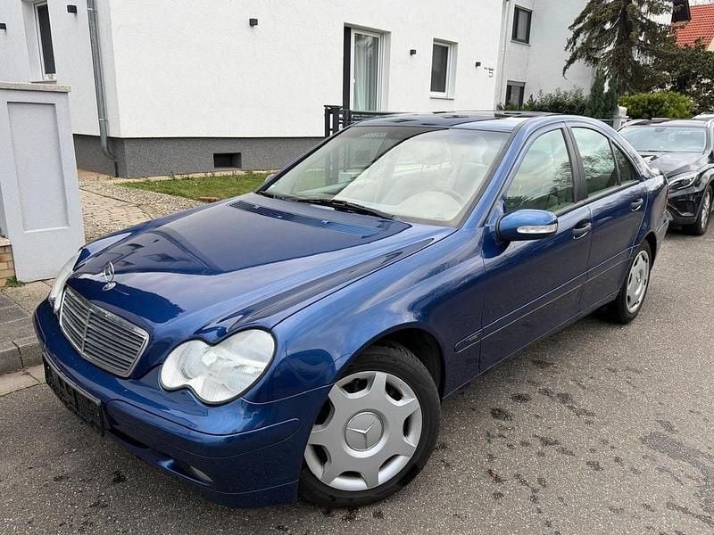 Gebraucht Mercedes C240 Classic 170 PS (125 kW) 2002 Blau Limousine