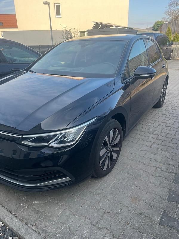 Gebraucht VW Golf VIII 150 PS (110 kW) 2023 Schwarz Limousine