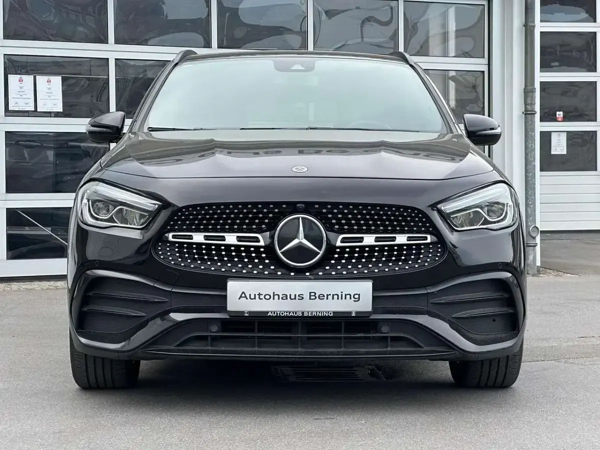 Gebraucht Mercedes GLA220 AMG line 190 PS (139 kW) 2021 Schwarz SUV