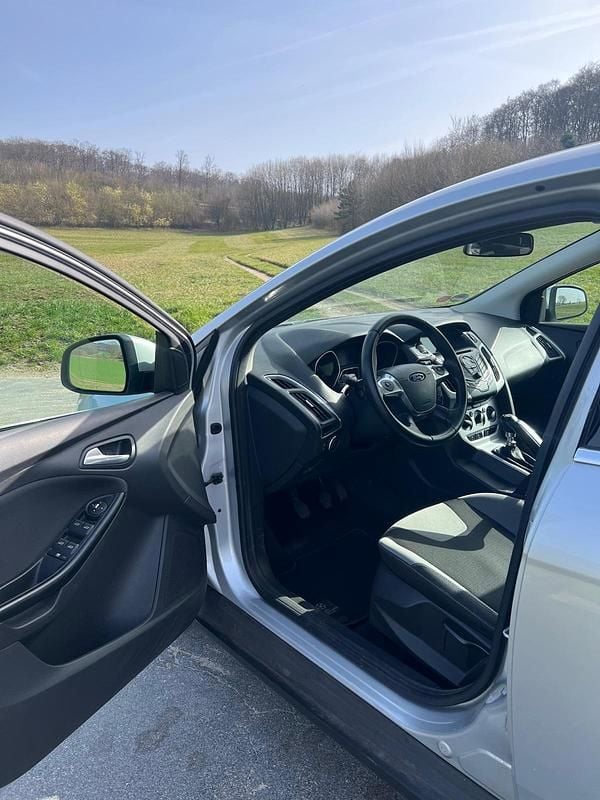 Brugt Ford Focus 115 HK (84 kW) 2012 Sølv Stationcar