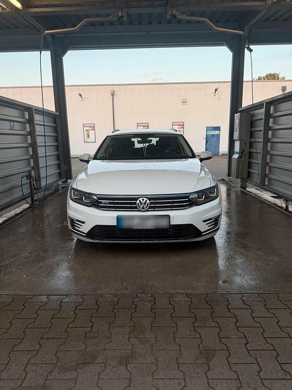 Gebraucht VW Passat GTE 256 PS (188 kW) 2018 Weiß Kombi