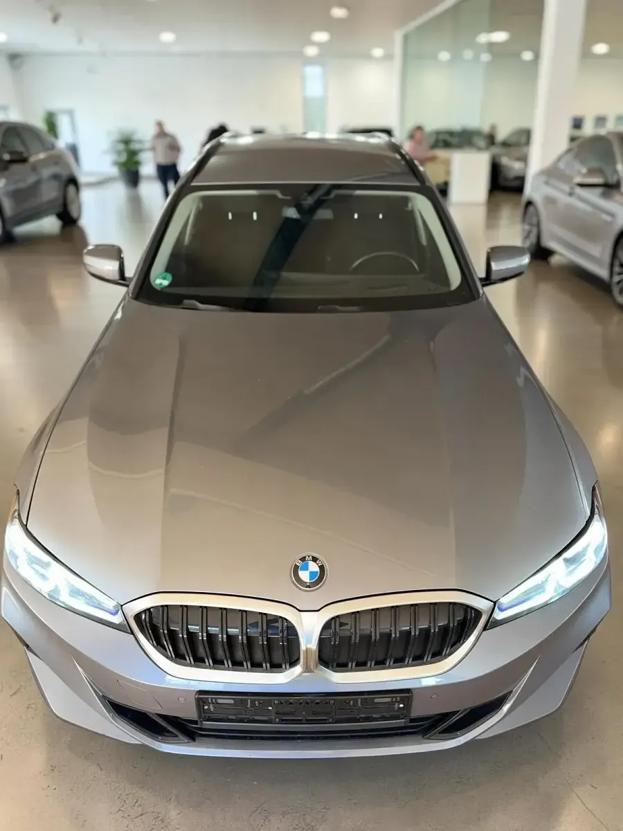 Brugt BMW 318 152 HK (111 kW) 2024 Grå Stationcar