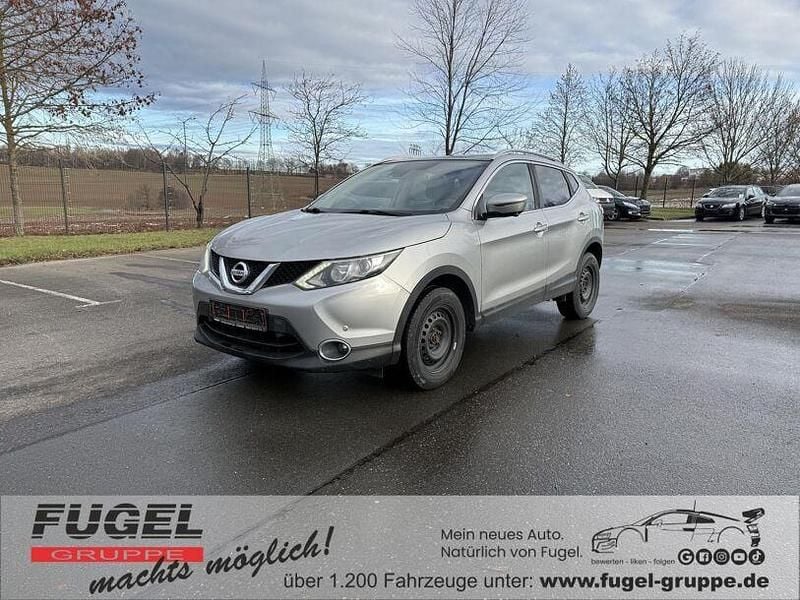 Gebraucht Nissan Qashqai 360º 163 PS (119 kW) 2015 Silver (m) SUV